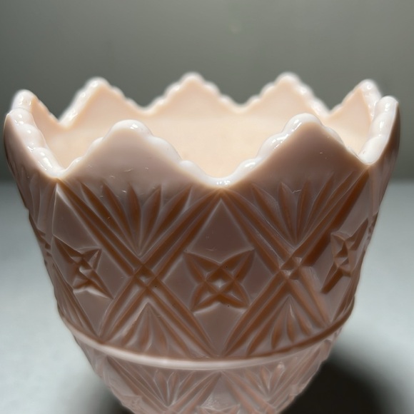 Vintage Napco Pink Milk Glass Footed Bowl Candy Dish Compote Cleveland Ohio - Picture 3 of 8